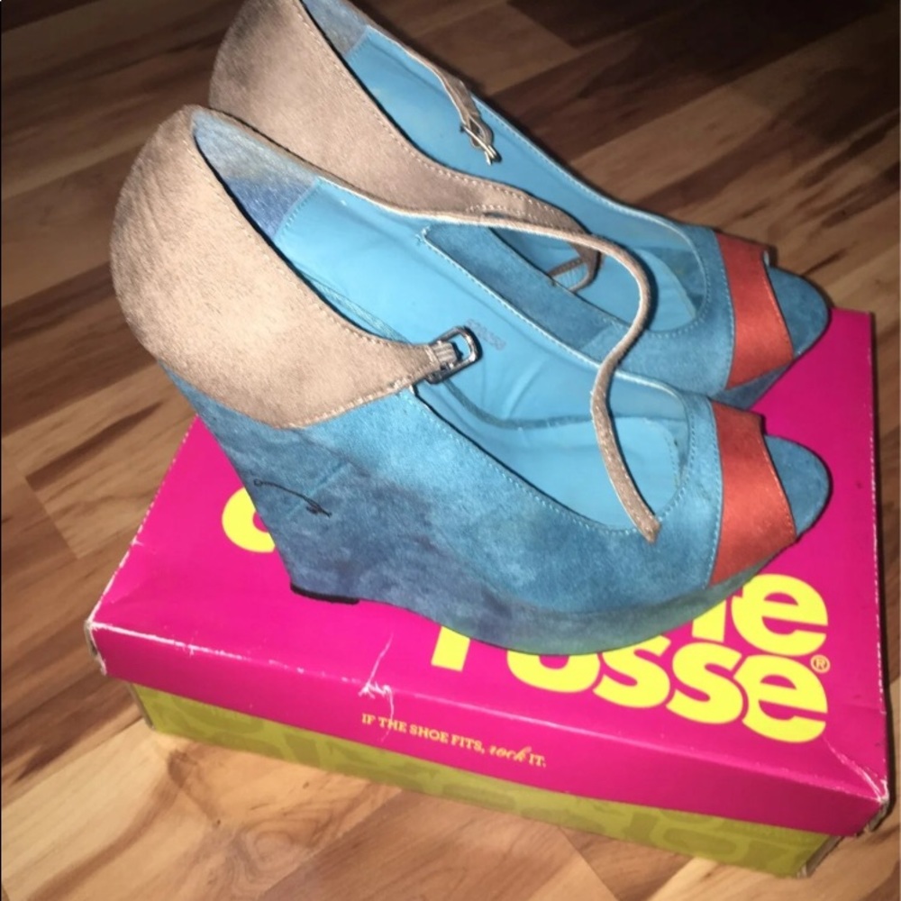 Color Block Wedges - Picture 3 of 5